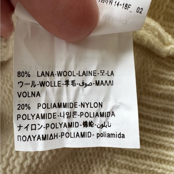 United Colors of Benetton wool sweater. Size XS-S - Picture 9 of 9